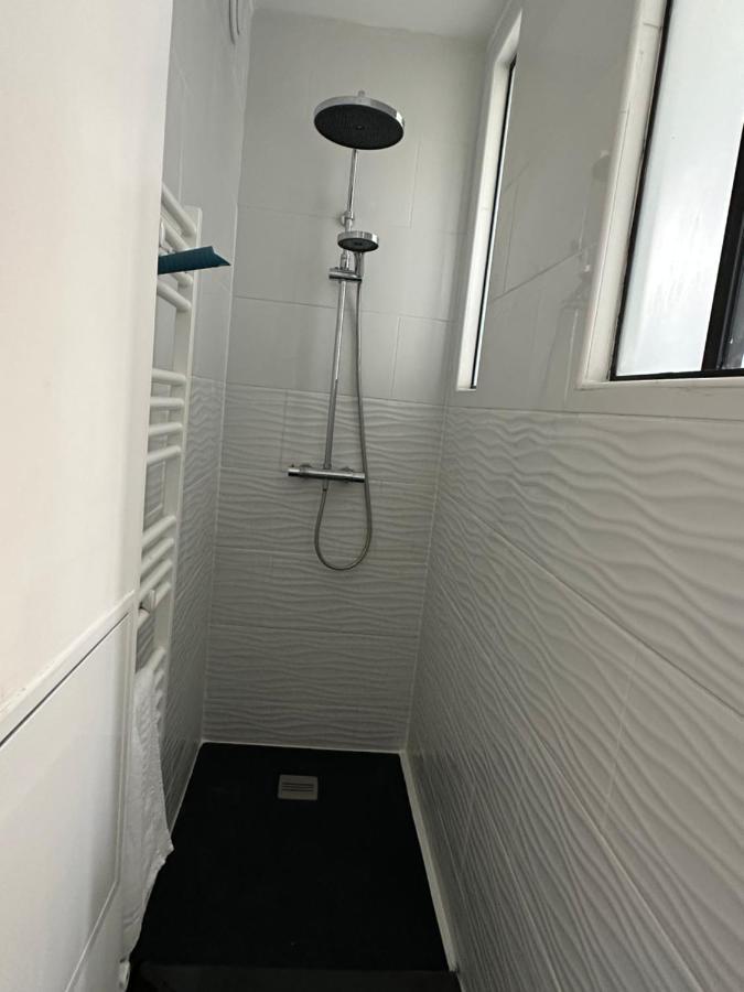 Green&Purple Studio 24-24 Access Bois-Colombes Exterior photo