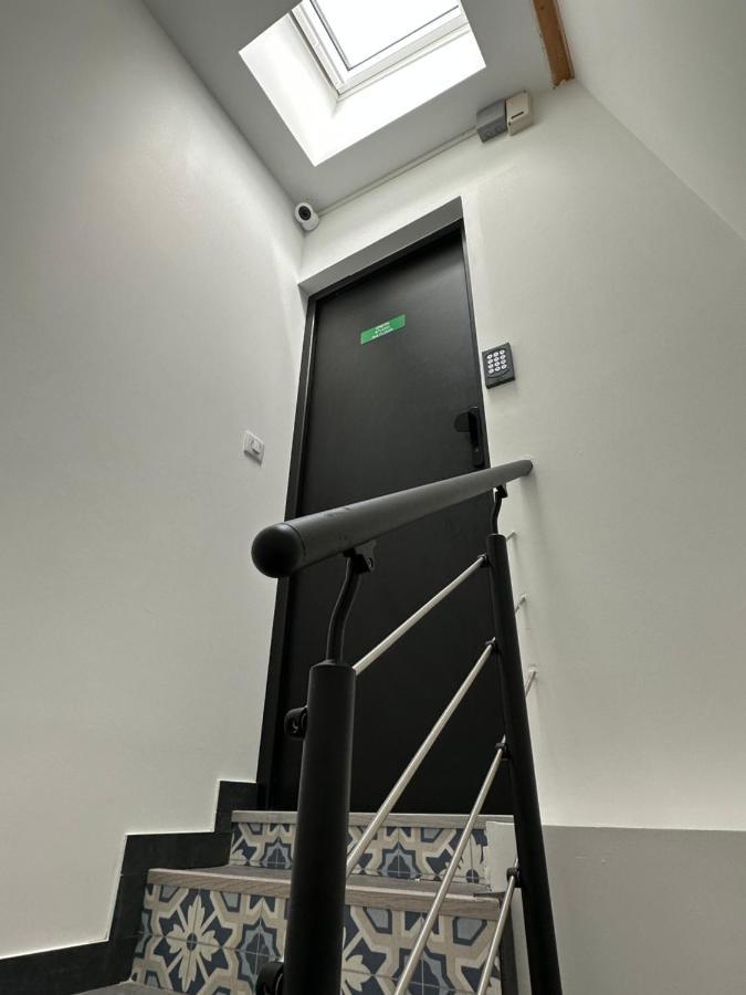 Green&Purple Studio 24-24 Access Bois-Colombes Exterior photo